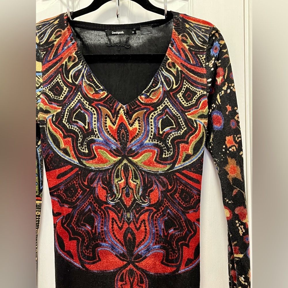 DESIGUAL WOMENS TOP, MULTICOLOR ON BLACK, size medium - Picture 2 of 7